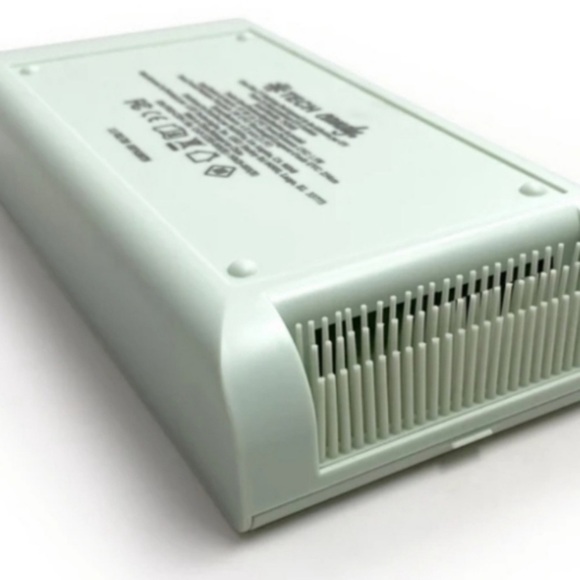 Tech Candy UV sanitizer - Picture 10 of 11